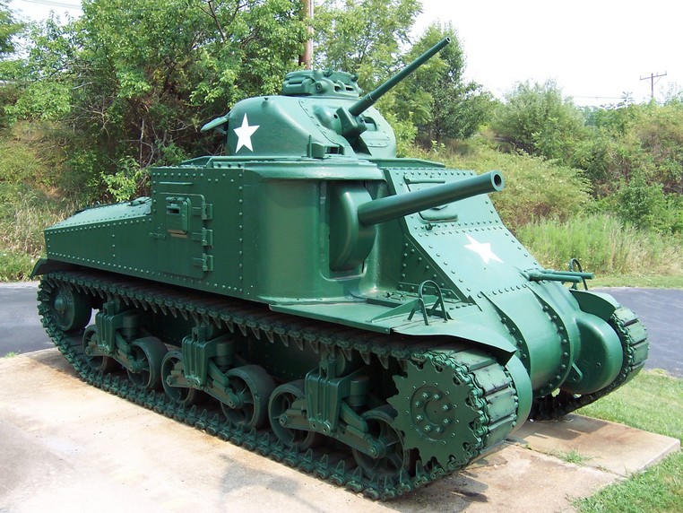 Танк ли 3. M3 Lee. Танк м3 ли. Американский танк m3. Американский танк м3 ли.